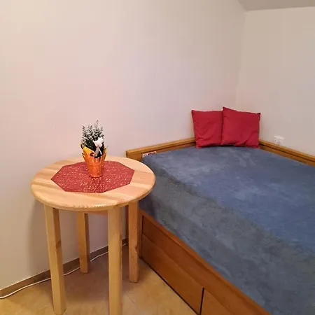 Izba Vladimír Pod Smrekom * Martin