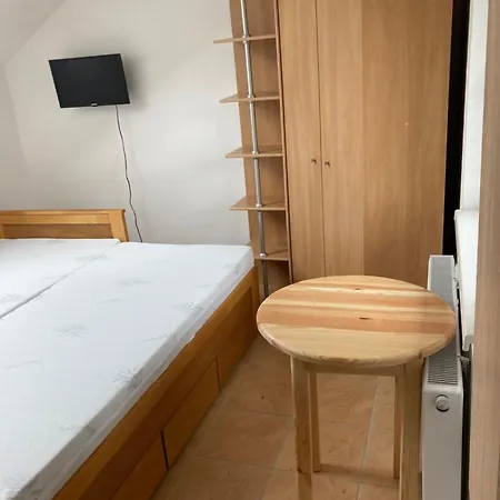 Izba Vladimir Pod Smrekom Affittacamere *